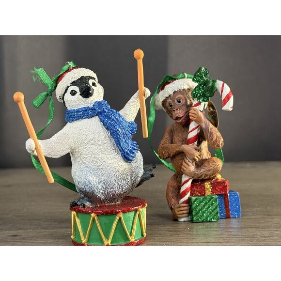 NIB Pair Danbury Mint Baby Animal Ornament Collection Penguin And Orangutang - Picture 1 of 8
